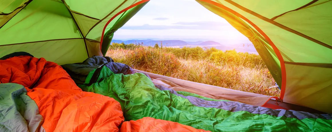 Как правильно выбрать спальный мешок для похода?
