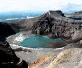 озеро в вулкане Горелый 