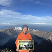 Ринжани. Восхождение на самый красивый вулкан Индонезии и снорклинг с черепахами на островах Гили поход, изображение 1