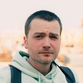 Александр Рождественский