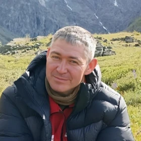 Андрей Леднев