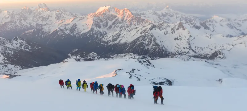 Школа альпинизма с восхождением на Эльбрус поход