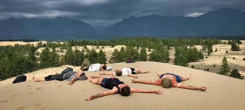 Чарские пески и Кодарский хребет поход