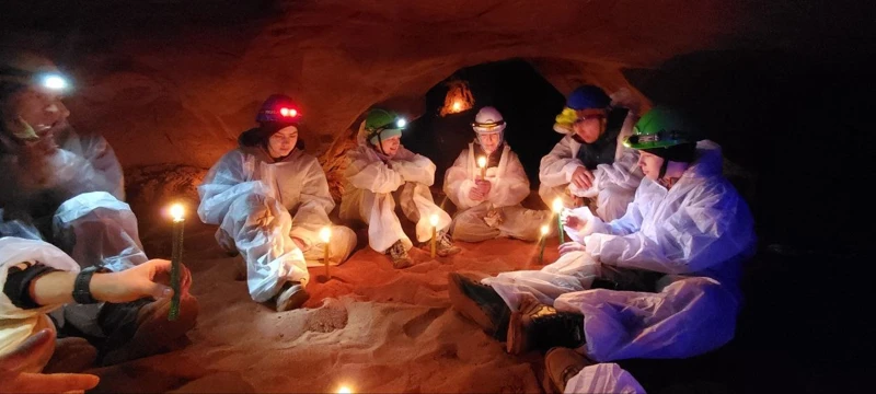 Подземный мир Саблинских пещер.  Однодневный поход из Петербурга поход