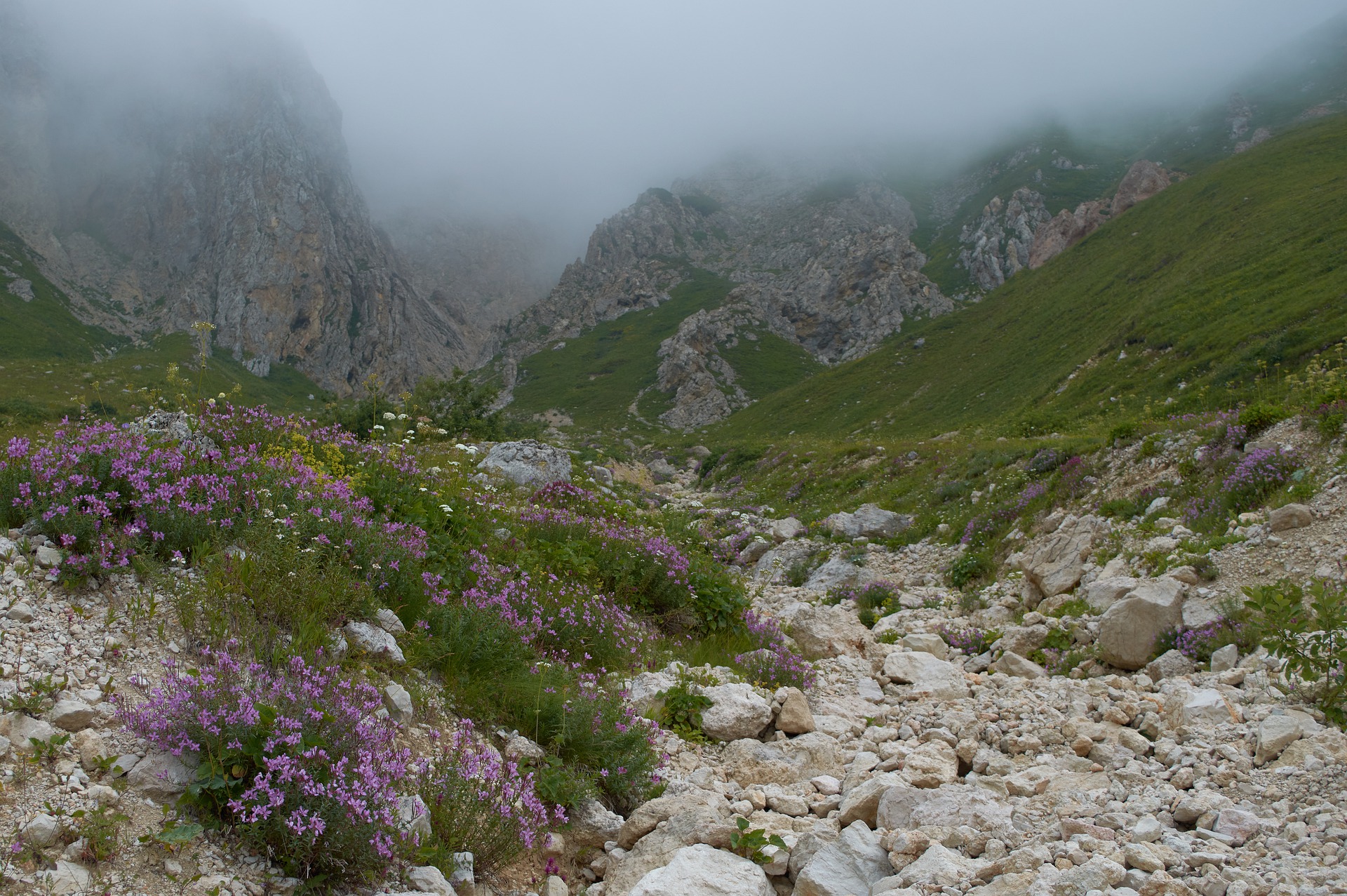 Кавказ лучшие места активного отдыха горах поход достопримечательности адыгея