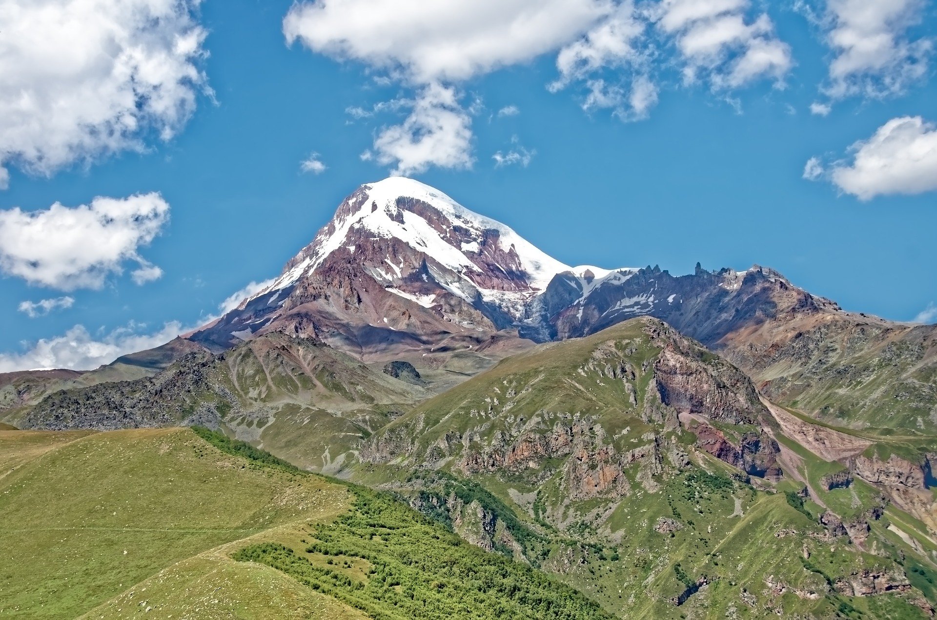Кавказ лучшие места активного отдыха горах поход достопримечательности казбек
