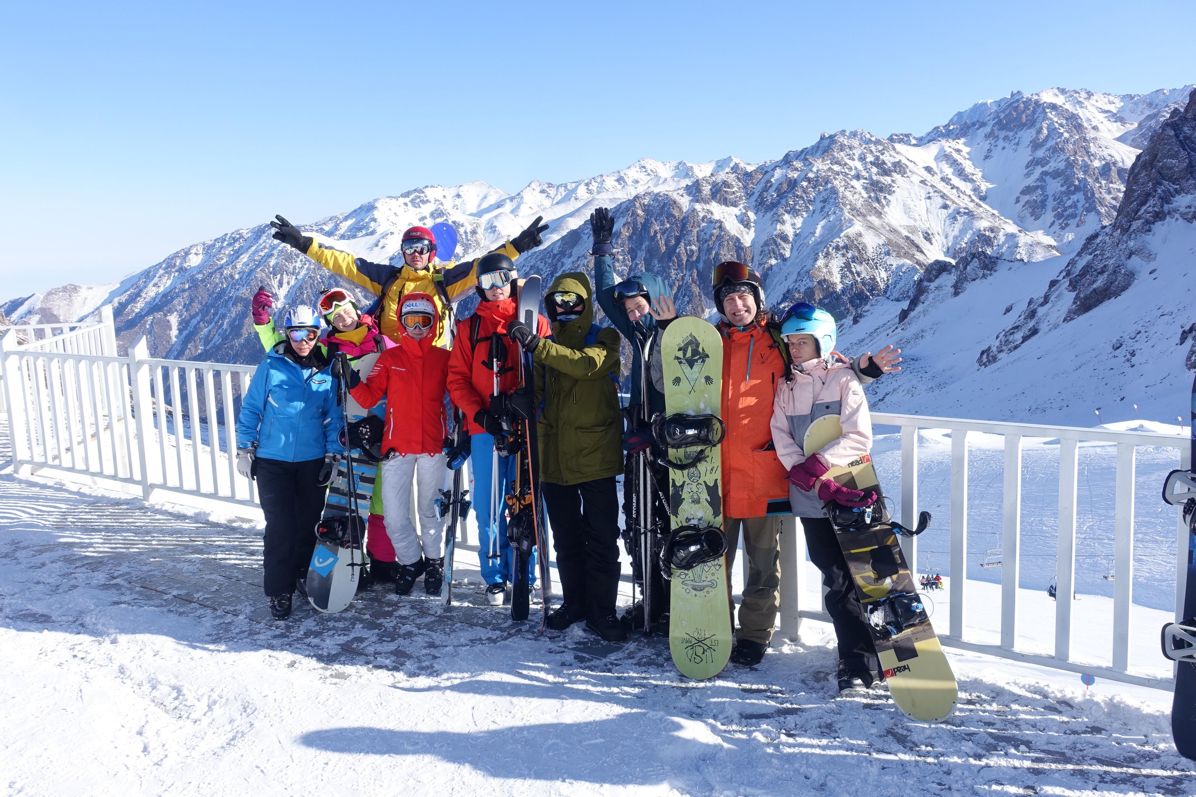 ски-выезде в горах Казахстана