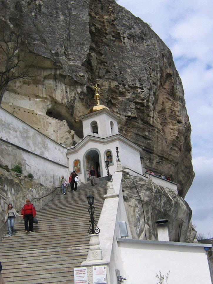Успенский монастырь в скале