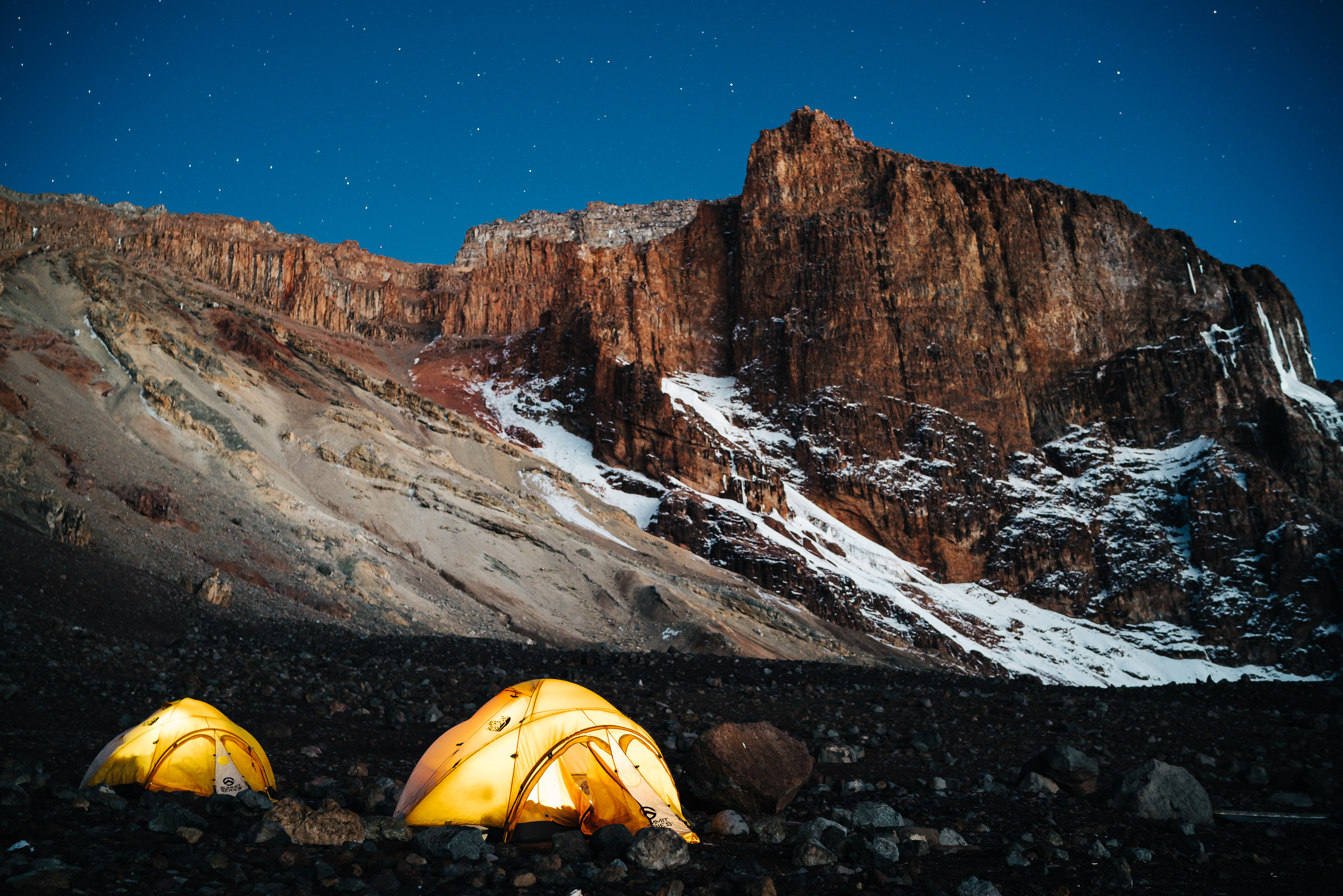 Route camping. Килиманджаро кратер. Хайкинг на Килиманджаро. Базовый лагерь Килиманджаро. Поход на Килиманджаро.